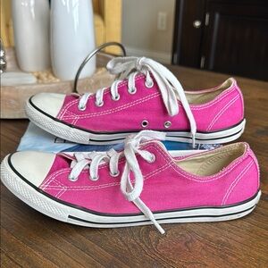 Adult Converse Chuck Taylor All Star Canvas Limited Edition Pink Skeakers